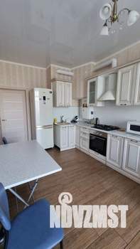 1-к квартира, посуточно, 49м2, 1/1 этаж
