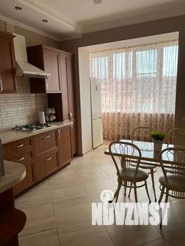 1-к квартира, посуточно, 40м2, 3/3 этаж