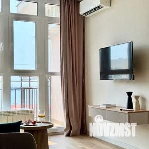 1-к квартира, посуточно, 42м2, 14/16 этаж