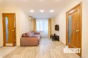 2-к квартира, посуточно, 44м2, 2/5 этаж