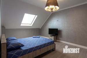 1-к квартира, посуточно, 50м2, 1/1 этаж