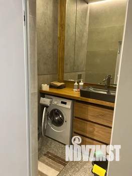 Студия квартира, посуточно, 33м2, 1/7 этаж