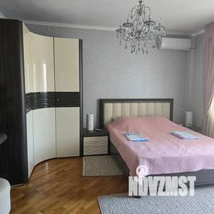 1-к квартира, посуточно, 60м2, 5/7 этаж