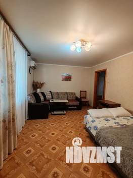 2-к квартира, посуточно, 60м2, 1/5 этаж