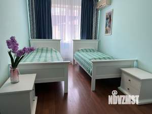 4-к квартира, посуточно, 115м2, 2/4 этаж