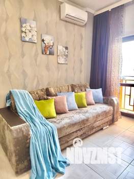 1-к квартира, посуточно, 35м2, 1/8 этаж