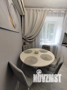 2-к квартира, посуточно, 41м2, 1/5 этаж