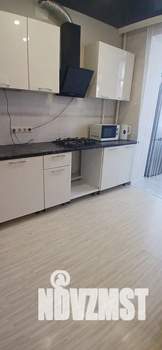 1-к квартира, посуточно, 44м2, 1/3 этаж