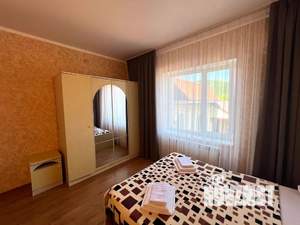 3-к квартира, посуточно, 150м2, 2/2 этаж