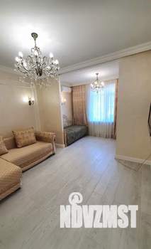 2-к квартира, посуточно, 68м2, 1/10 этаж