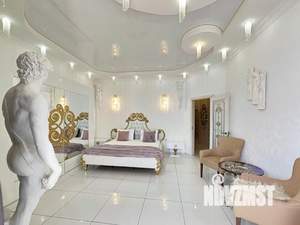 3-к квартира, посуточно, 95м2, 1/1 этаж