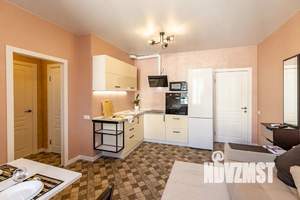 2-к квартира, посуточно, 38м2, 13/16 этаж