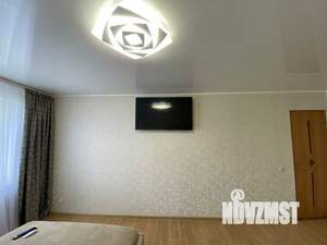 1-к квартира, посуточно, 46м2, 1/1 этаж