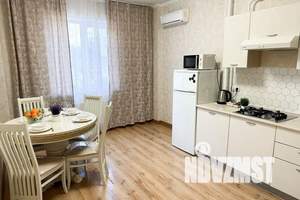 2-к квартира, посуточно, 62м2, 1/5 этаж