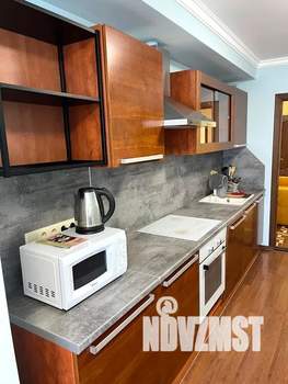 3-к квартира, посуточно, 107м2, 2/5 этаж