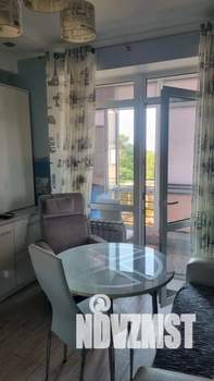 1-к квартира, посуточно, 46м2, 3/3 этаж
