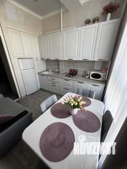 Студия квартира, посуточно, 30м2, 1/4 этаж