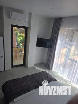 Студия квартира, посуточно, 40м2, 2/3 этаж