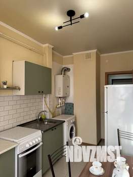 1-к квартира, посуточно, 35м2, 4/4 этаж