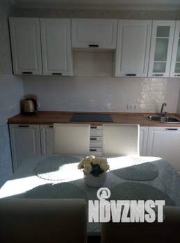 1-к квартира, посуточно, 35м2, 3/3 этаж