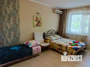 1-к квартира, посуточно, 38м2, 1/10 этаж