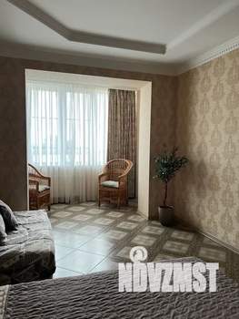 1-к квартира, посуточно, 40м2, 3/3 этаж