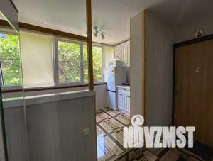 Студия квартира, посуточно, 25м2, 2/2 этаж