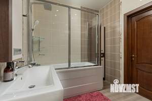 3-к квартира, посуточно, 152м2, 2/15 этаж