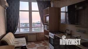 1-к квартира, посуточно, 56м2, 4/10 этаж