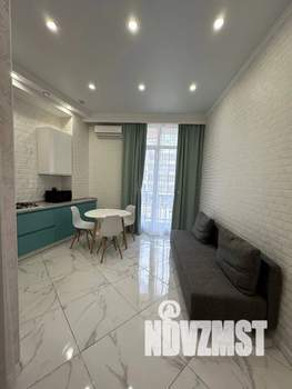 Студия квартира, посуточно, 34м2, 1/5 этаж