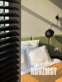 Студия квартира, посуточно, 38м2, 1/5 этаж