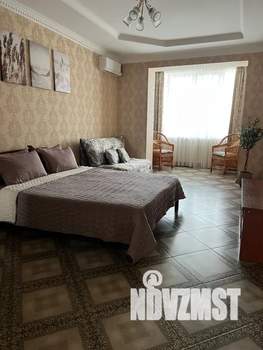1-к квартира, посуточно, 40м2, 3/3 этаж
