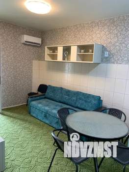 Студия квартира, посуточно, 33м2, 1/5 этаж