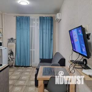 Студия квартира, посуточно, 30м2, 3/6 этаж