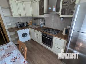 2-к квартира, посуточно, 56м2, 1/2 этаж