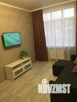 1-к квартира, посуточно, 38м2, 4/8 этаж