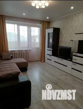 1-к квартира, посуточно, 45м2, 4/9 этаж
