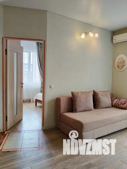 1-к квартира, посуточно, 38м2, 6/9 этаж