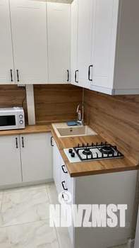 Студия квартира, посуточно, 30м2, 5/5 этаж