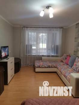 1-к квартира, посуточно, 42м2, 1/5 этаж