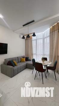 Студия квартира, посуточно, 35м2, 1/6 этаж