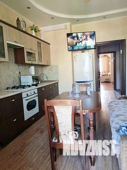 1-к квартира, посуточно, 44м2, 6/9 этаж