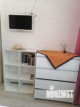 Студия квартира, посуточно, 28м2, 1/6 этаж