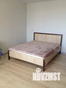 1-к квартира, посуточно, 40м2, 7/16 этаж