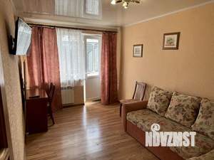 2-к квартира, посуточно, 50м2, 4/4 этаж