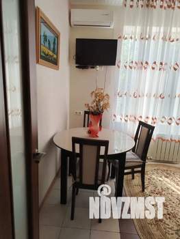 1-к квартира, посуточно, 44м2, 1/4 этаж