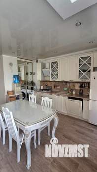 2-к квартира, посуточно, 64м2, 1/5 этаж