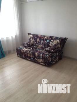 1-к квартира, посуточно, 40м2, 7/16 этаж