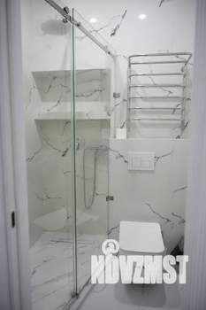 1-к квартира, посуточно, 40м2, 1/3 этаж