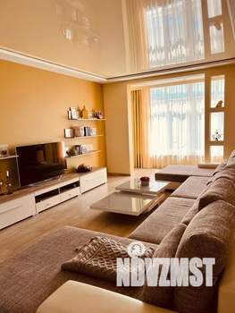 3-к квартира, посуточно, 100м2, 5/10 этаж